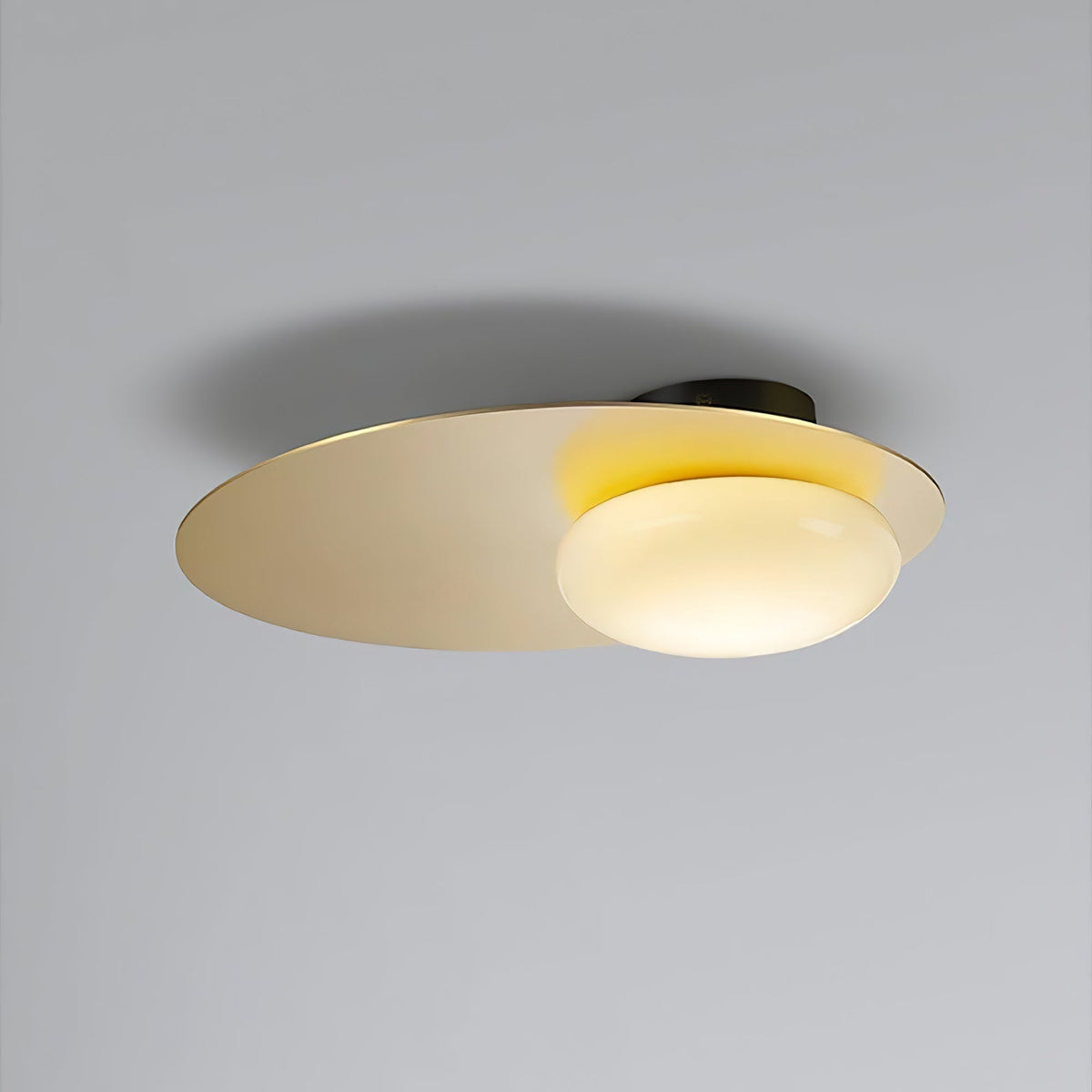 Brynlyn Glass Wall Light-Moonnatur