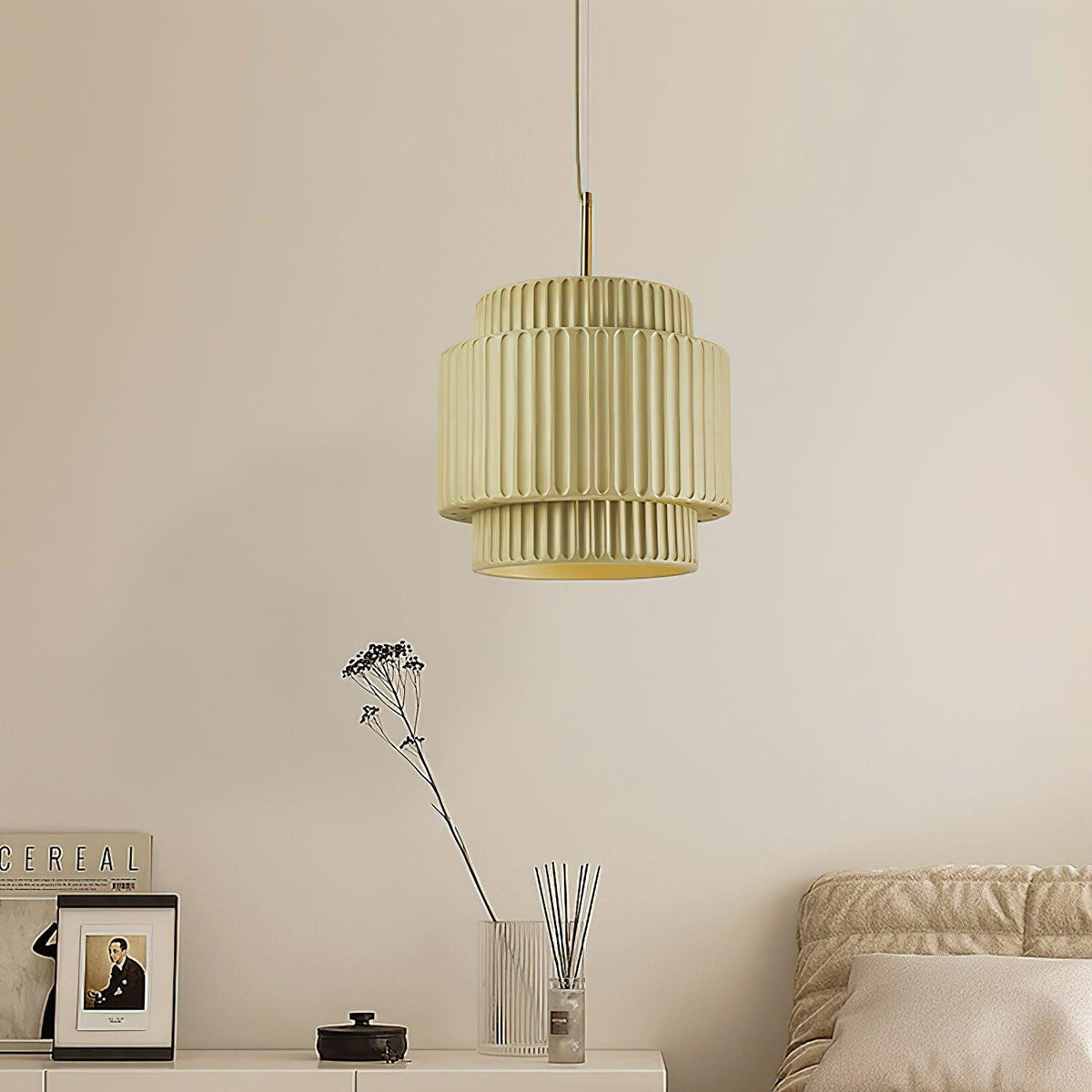 Elsenenelle Resin Pendant Light-Moonnatur