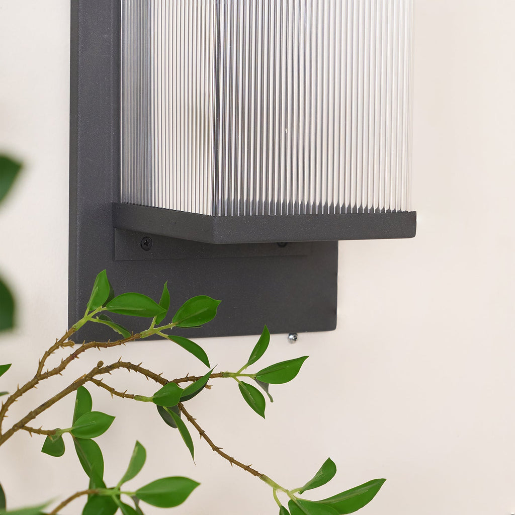 Brackenmere Acrylic Wall Light-Moonnatur