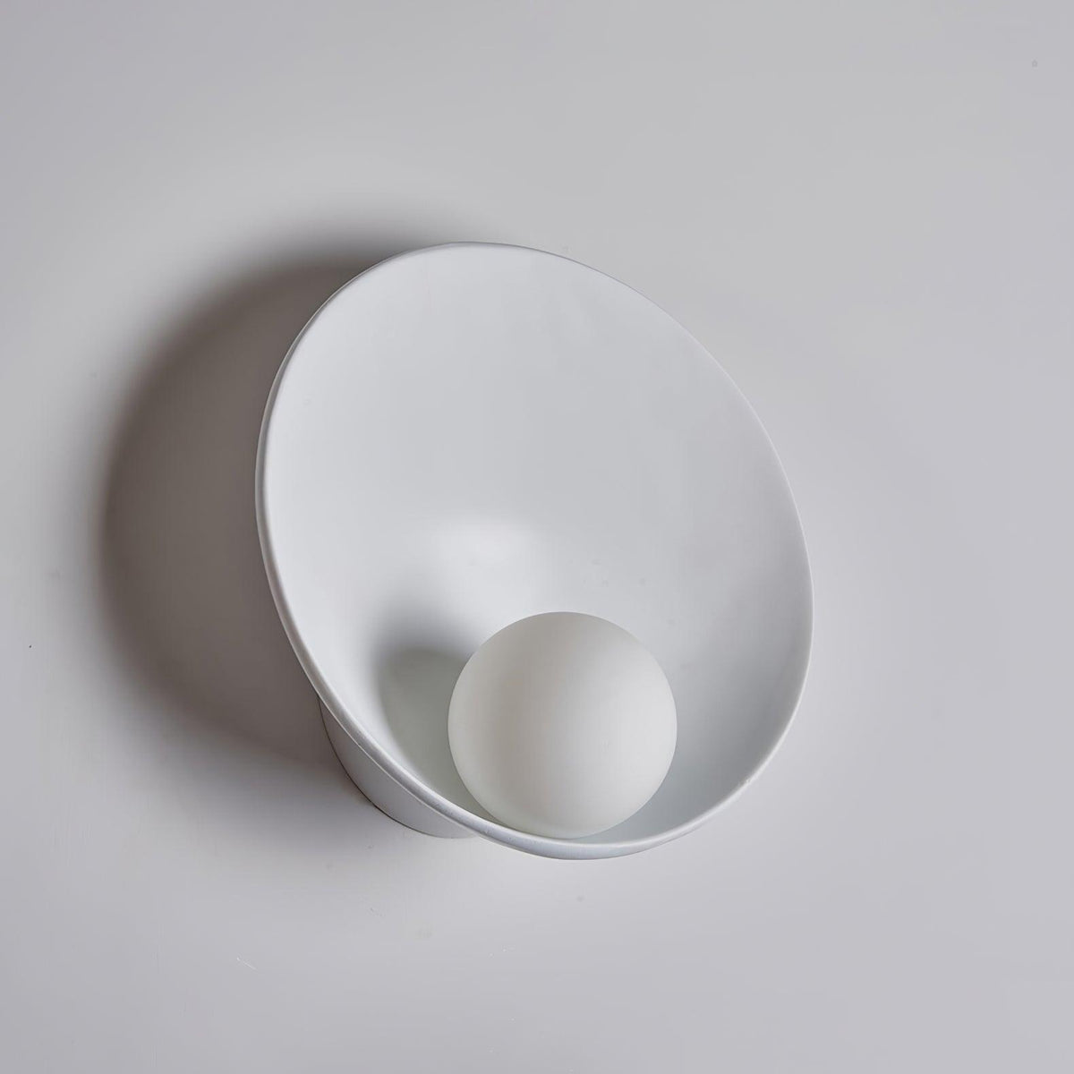 Meldeniel Resin Wall Light-Moonnatur