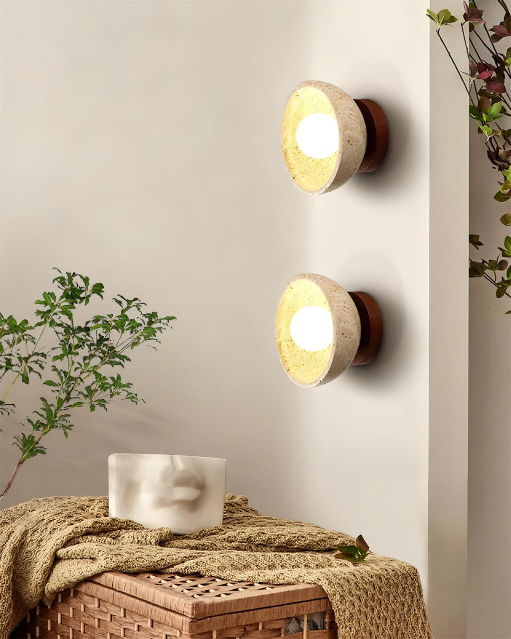 Merreniel Travertine Wall Light-Moonnatur