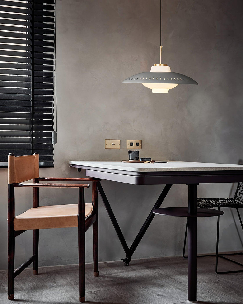 Elnava Metal Pendant Light-Moonnatur