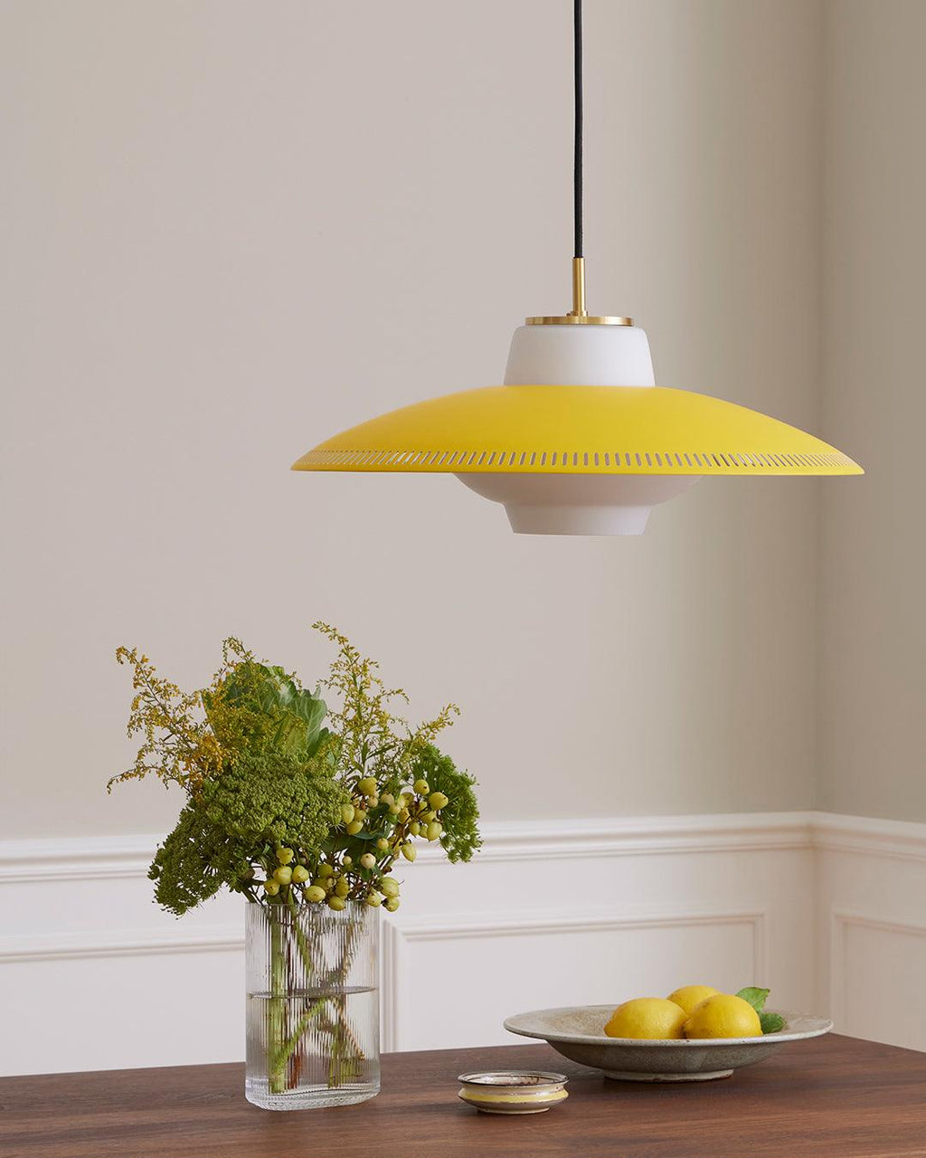 Elnava Metal Pendant Light-Moonnatur
