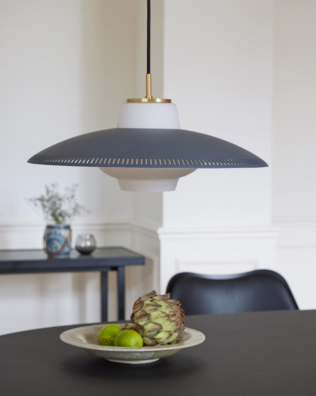 Elnava Metal Pendant Light-Moonnatur
