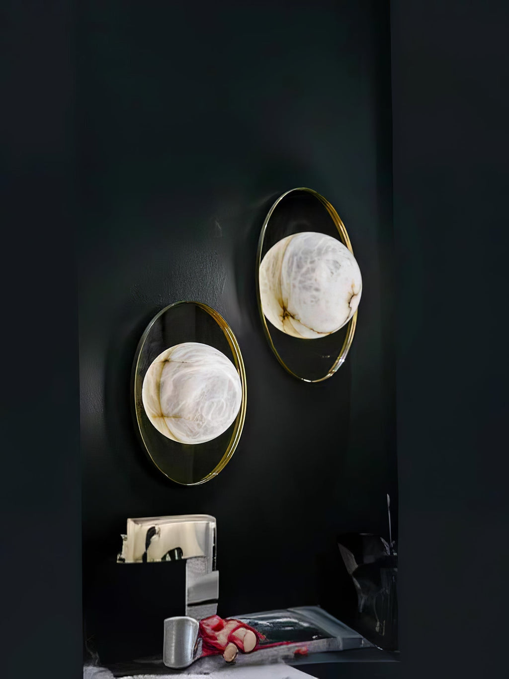Ainsford Alabaster Wall Light-Moonnatur
