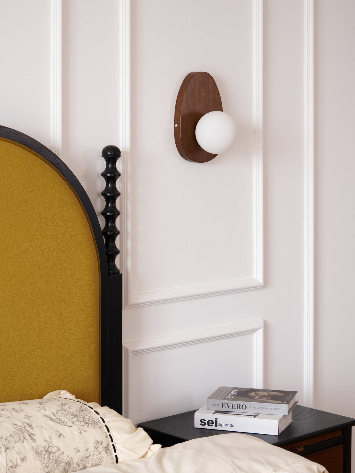 Fernelle Wood Wall Light-Moonnatur