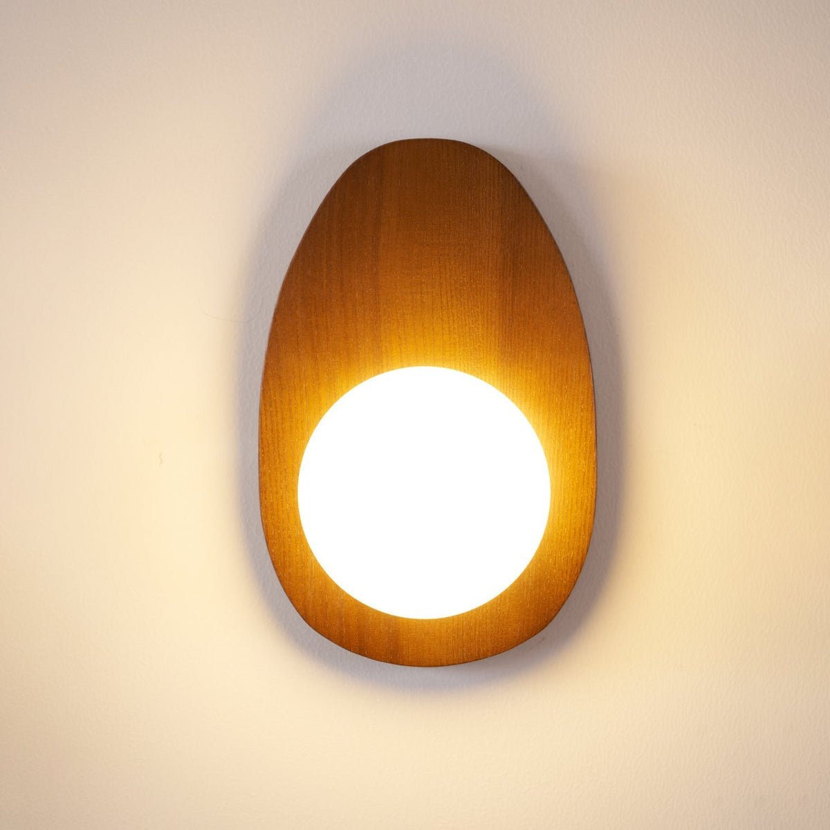Fernelle Wood Wall Light-Moonnatur