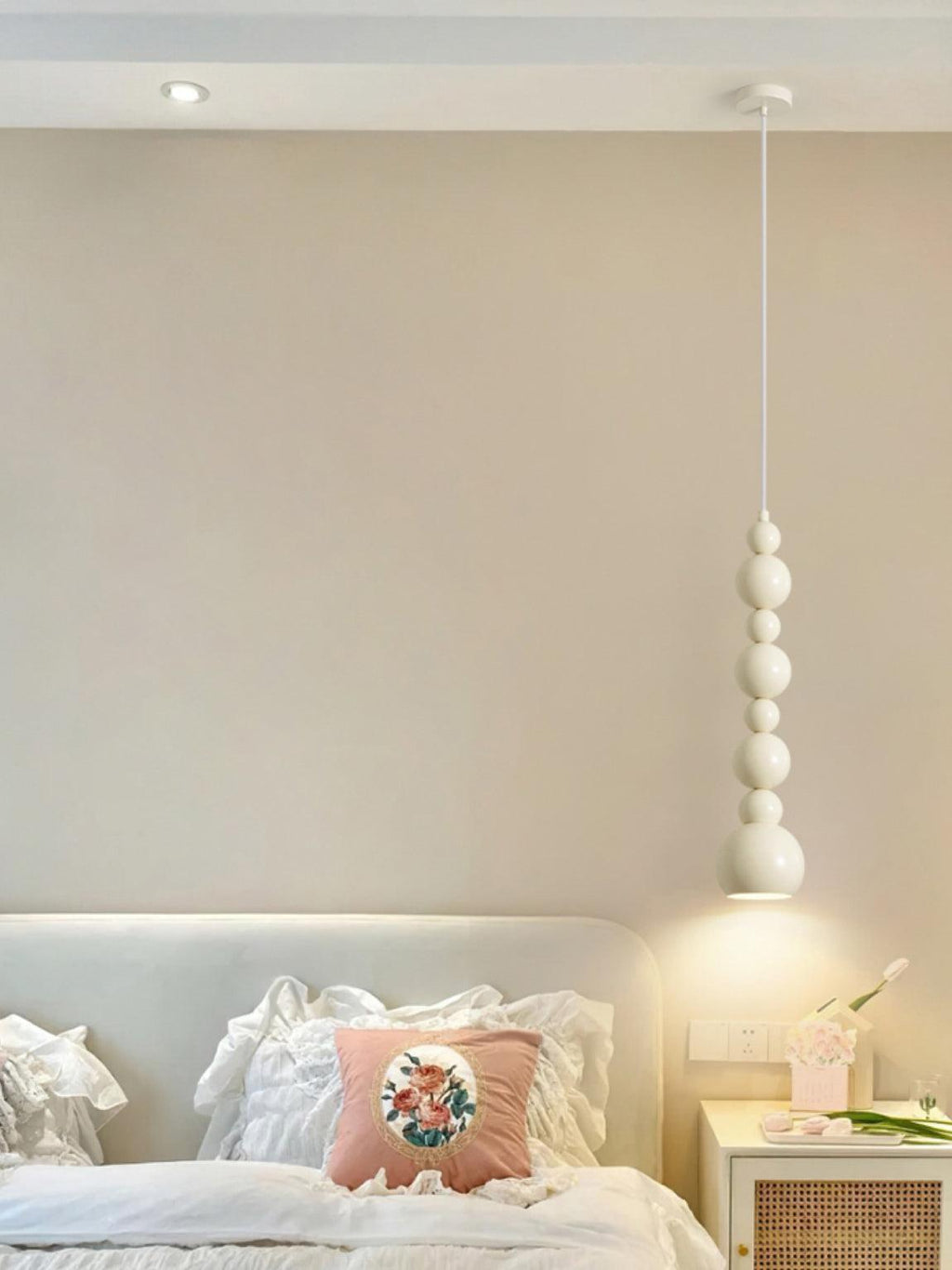 Xalenune Metal Pendant Light-Moonnatur
