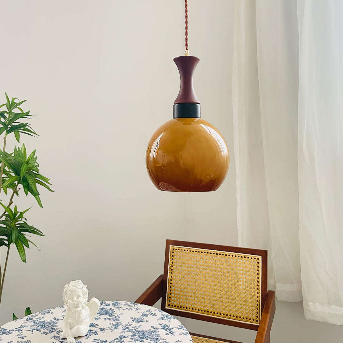 Jorrenena Glass Pendant Light-Moonnatur
