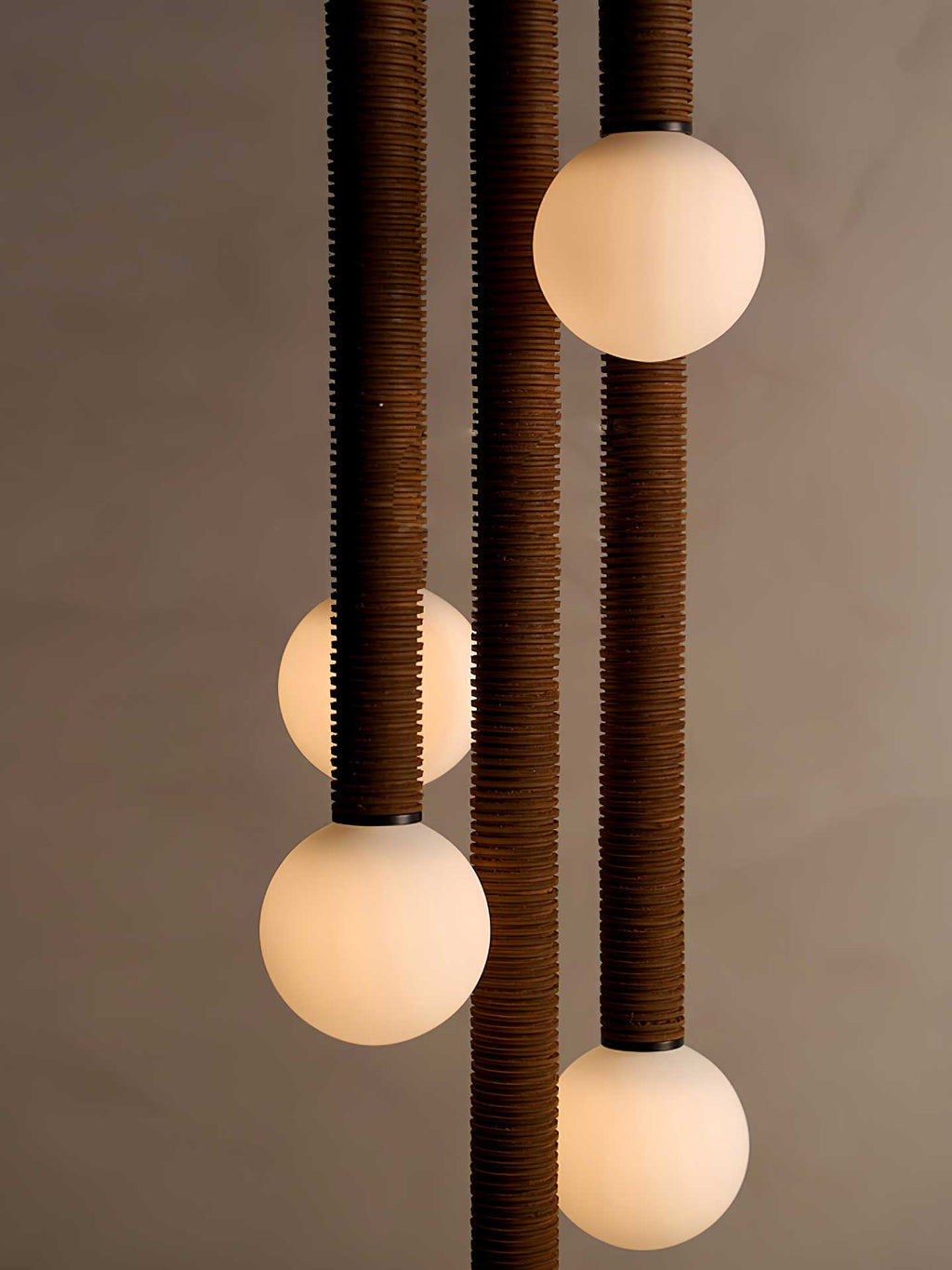 Hadrenelis Glass Pendant Light-Moonnatur