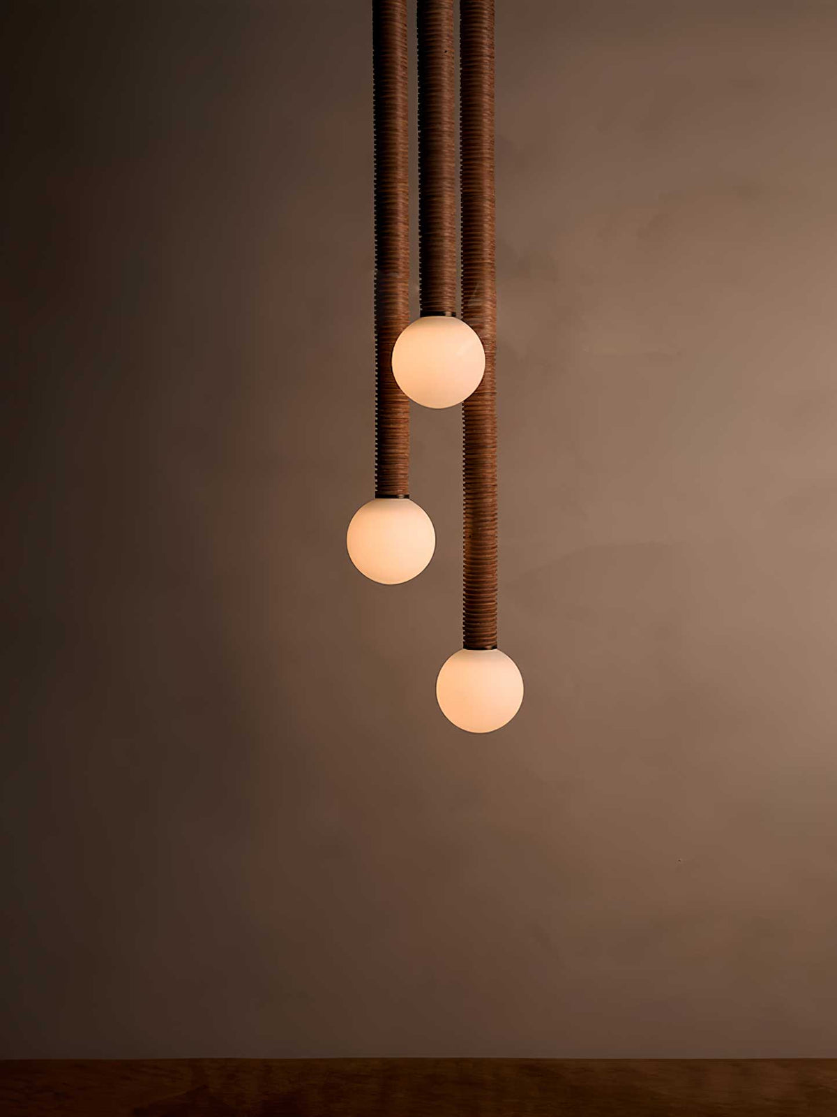 Hadrenelis Glass Pendant Light-Moonnatur