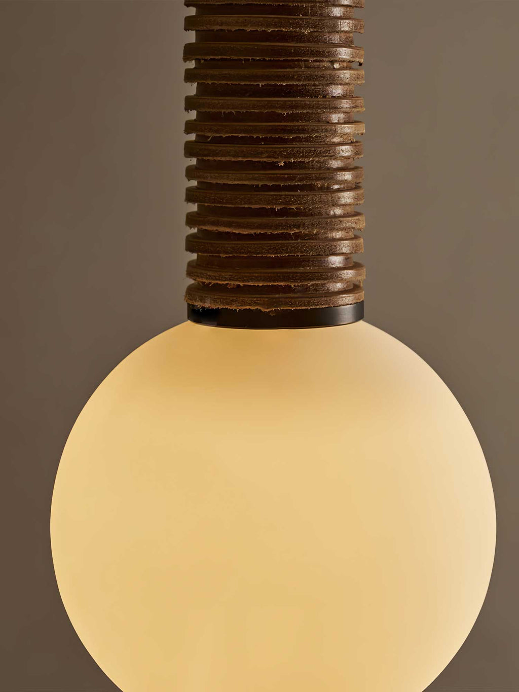 Hadrenelis Glass Pendant Light-Moonnatur