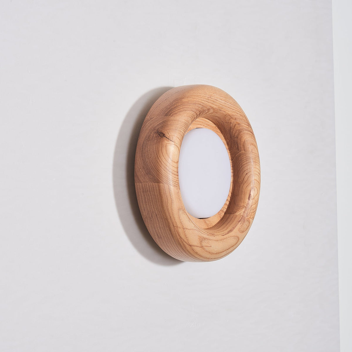 Drenlyn Wood Wall Light-Moonnatur