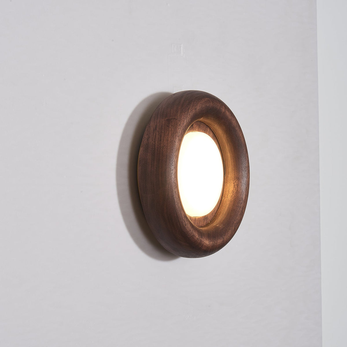 Drenlyn Wood Wall Light-Moonnatur