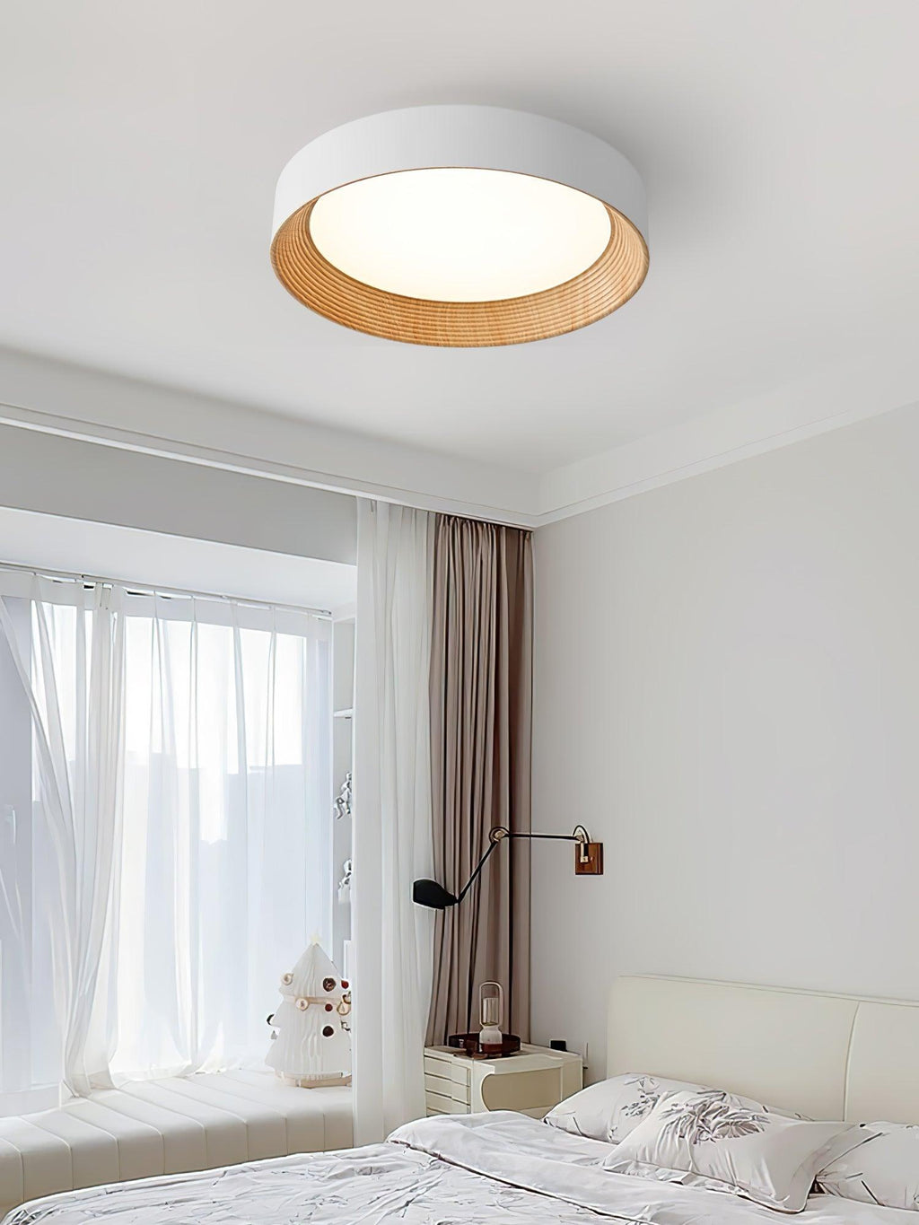 Jasora Acrylic Ceiling Light-Moonnatur