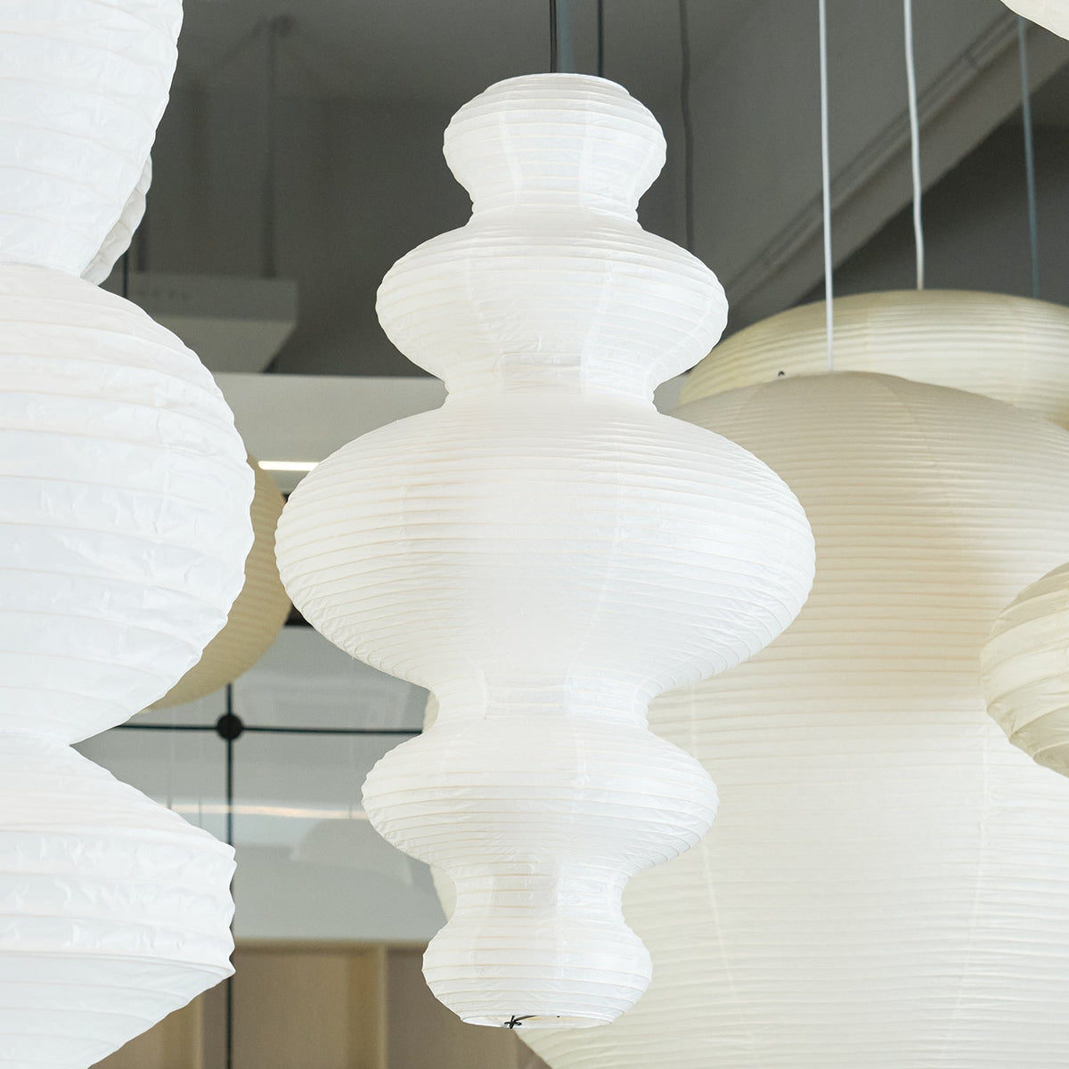 Yardenora Paper Pendant Light-Moonnatur