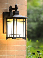 Perlave Metal Wall Lamp-Moonnatur