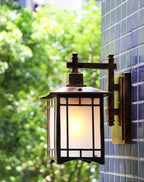 Perlave Metal Wall Lamp-Moonnatur