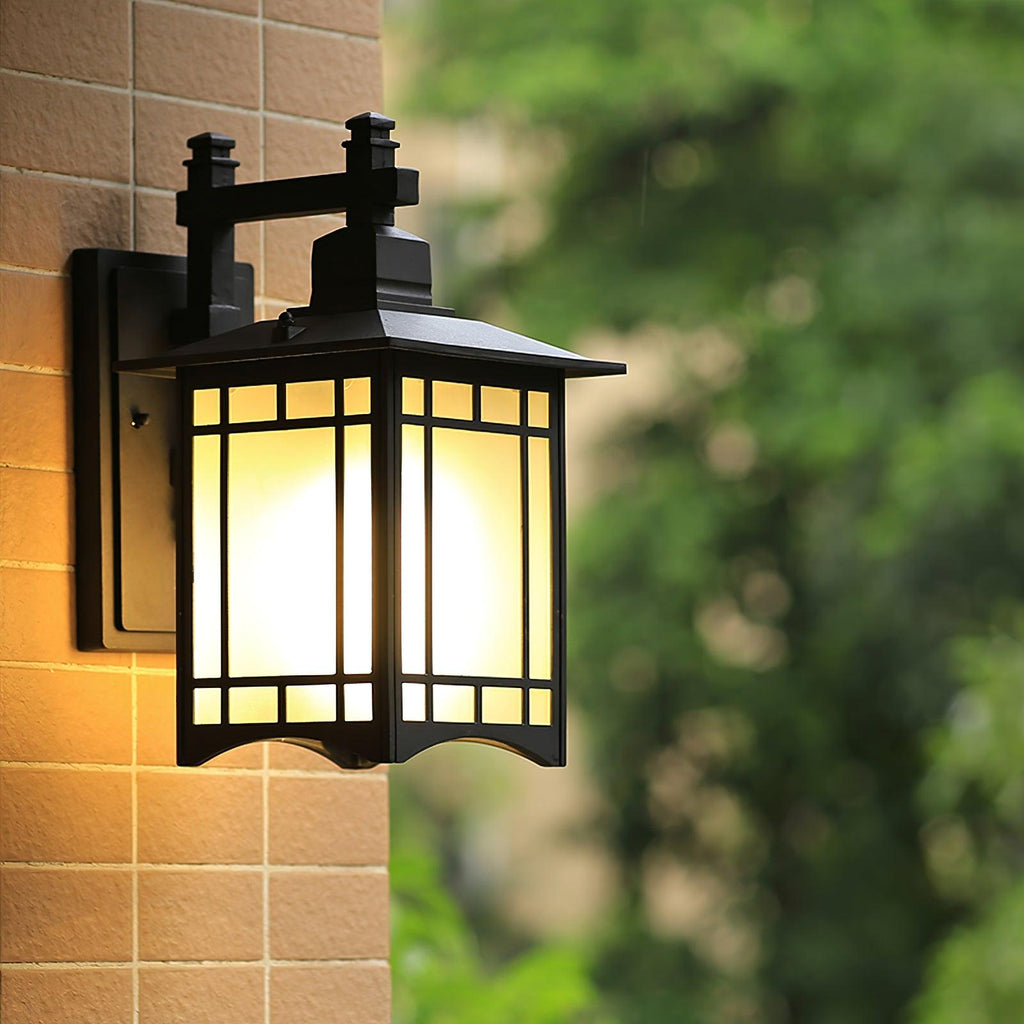 Perlave Metal Wall Lamp-Moonnatur