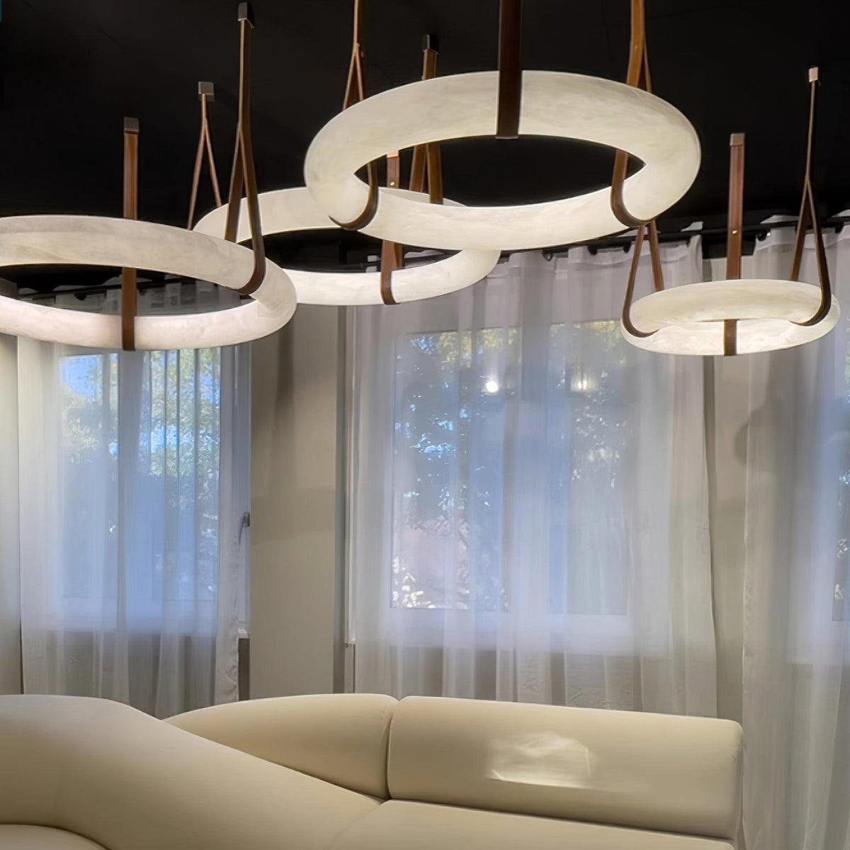 Quenelenis Alabaster Pendant Light-Moonnatur