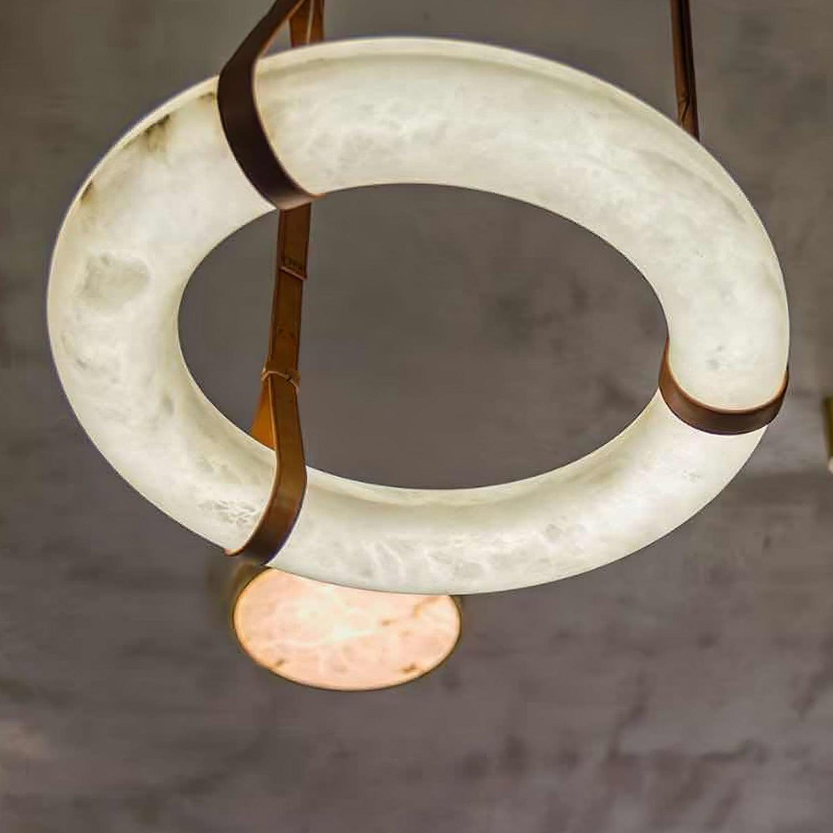 Rardenara Alabaster Pendant Light-Moonnatur
