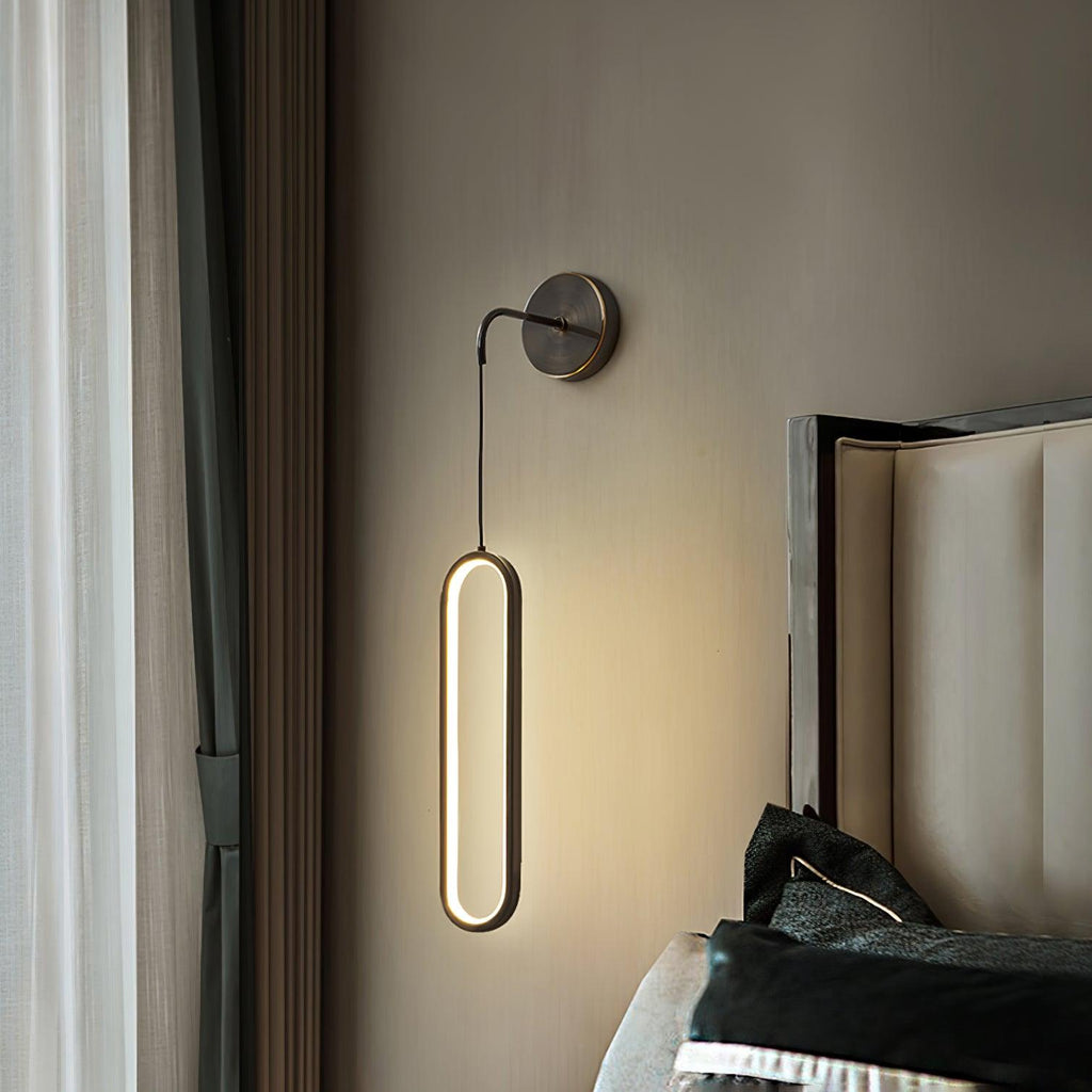 Hathereris Brass Wall Light-Moonnatur