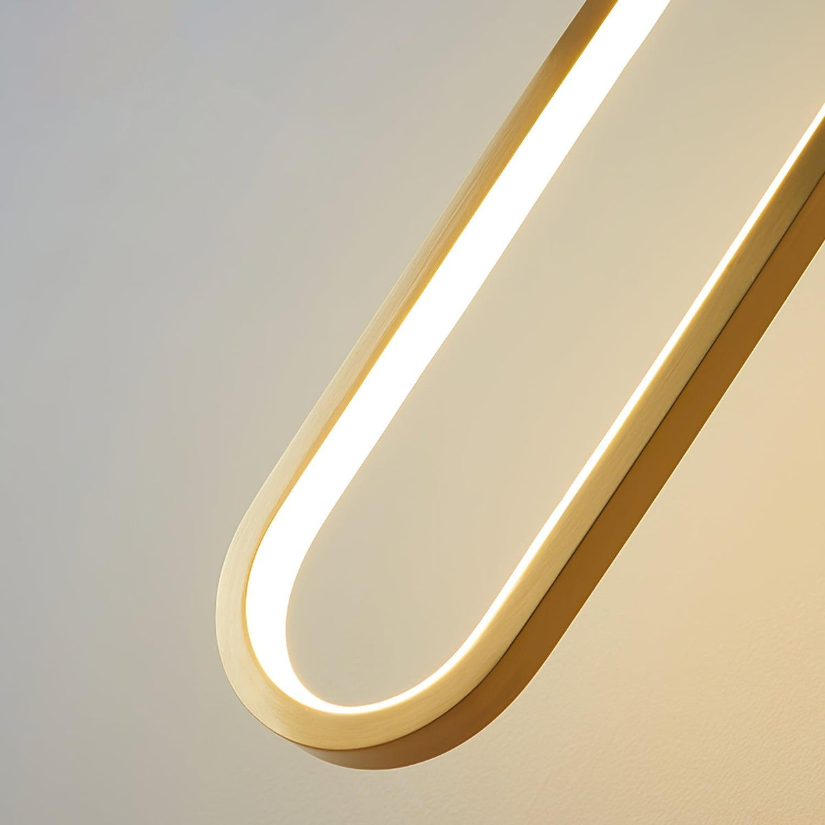Hathereris Brass Wall Light-Moonnatur