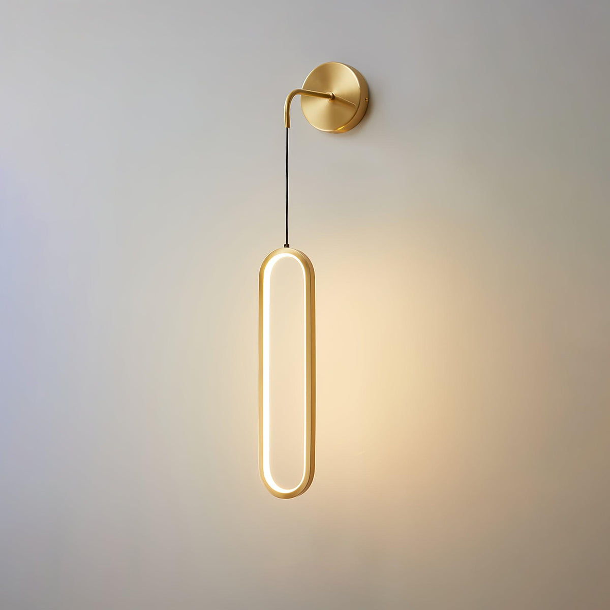 Hathereris Brass Wall Light-Moonnatur