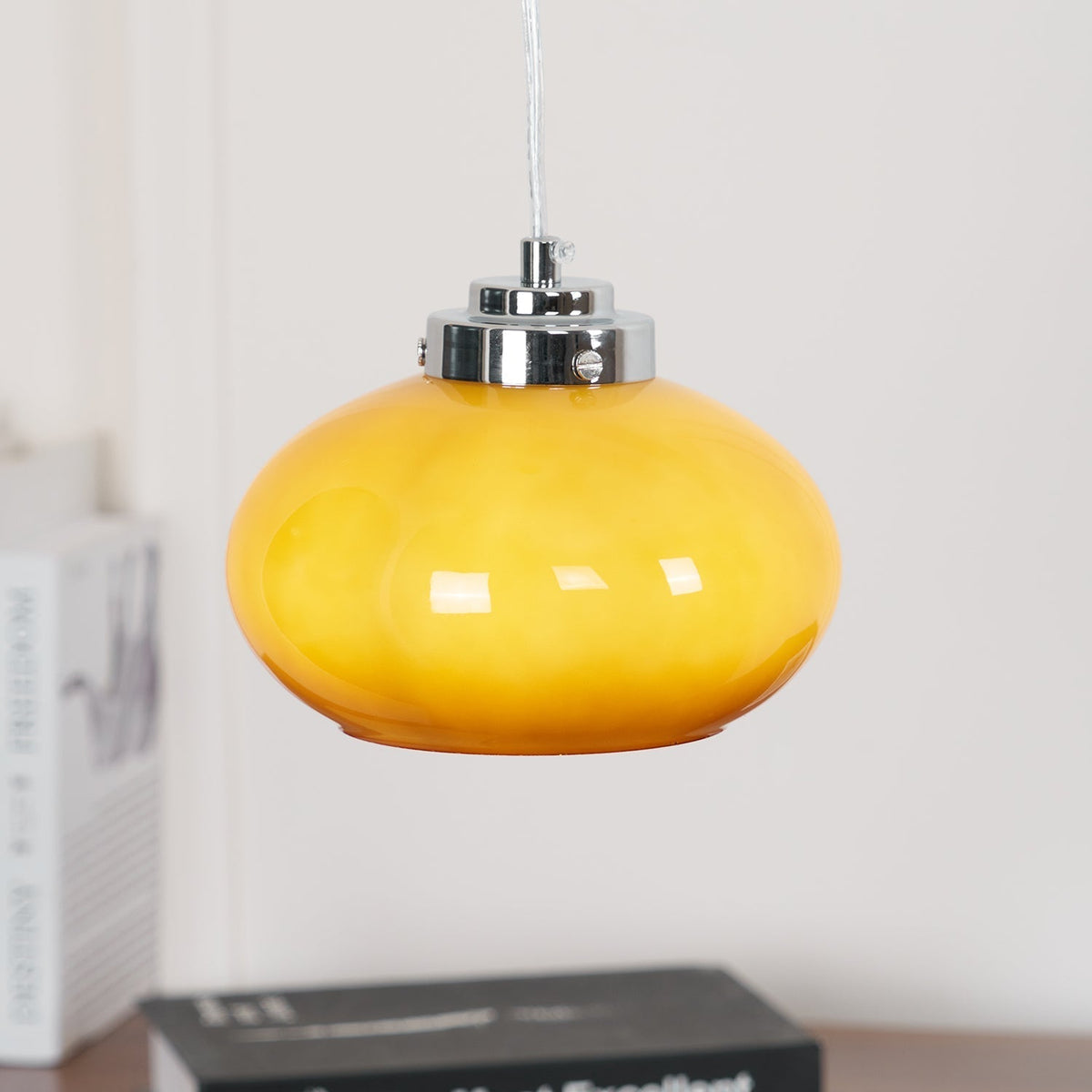 Brackera Glass Pendant Light-Moonnatur