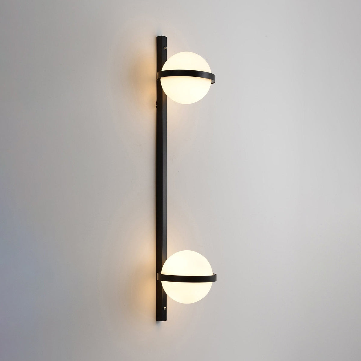 Beldenenna Acrylic Wall Light-Moonnatur