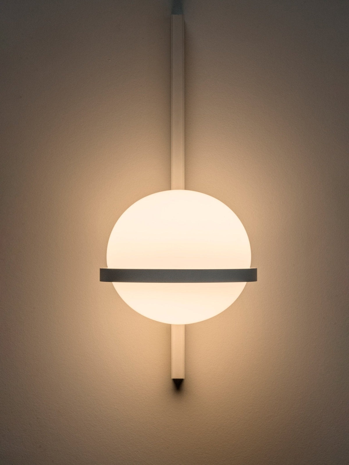 Beldenenna Acrylic Wall Light-Moonnatur