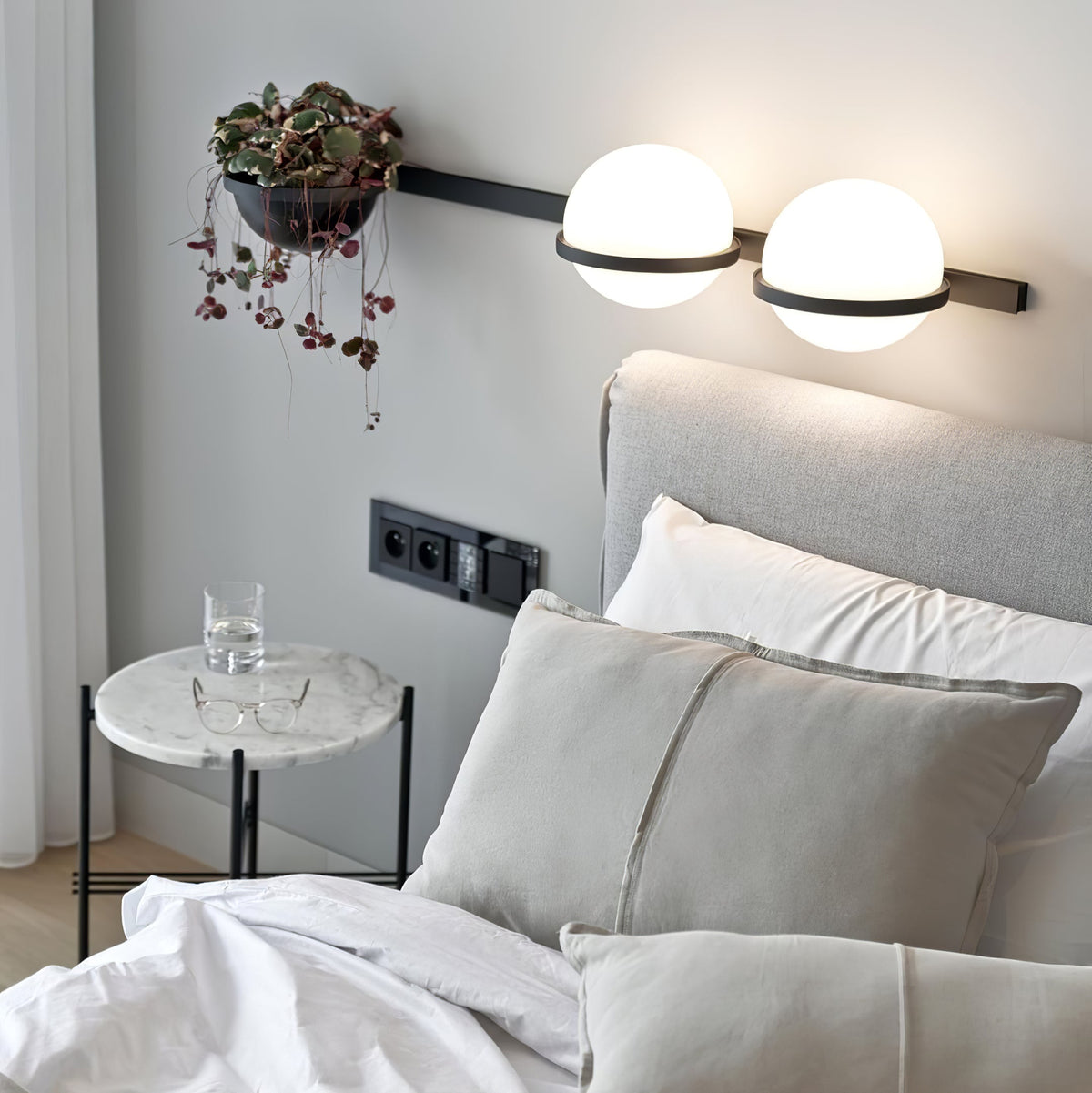 Idrisora Acrylic Wall Light-Moonnatur