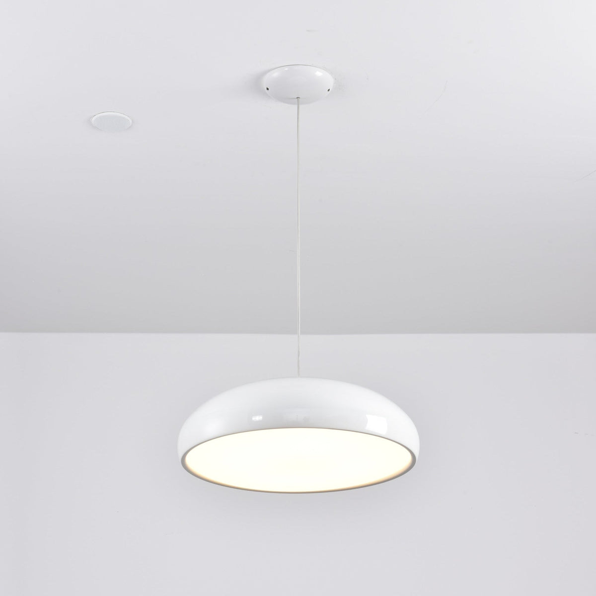 Jendrel Plastic Pendant Light-Moonnatur