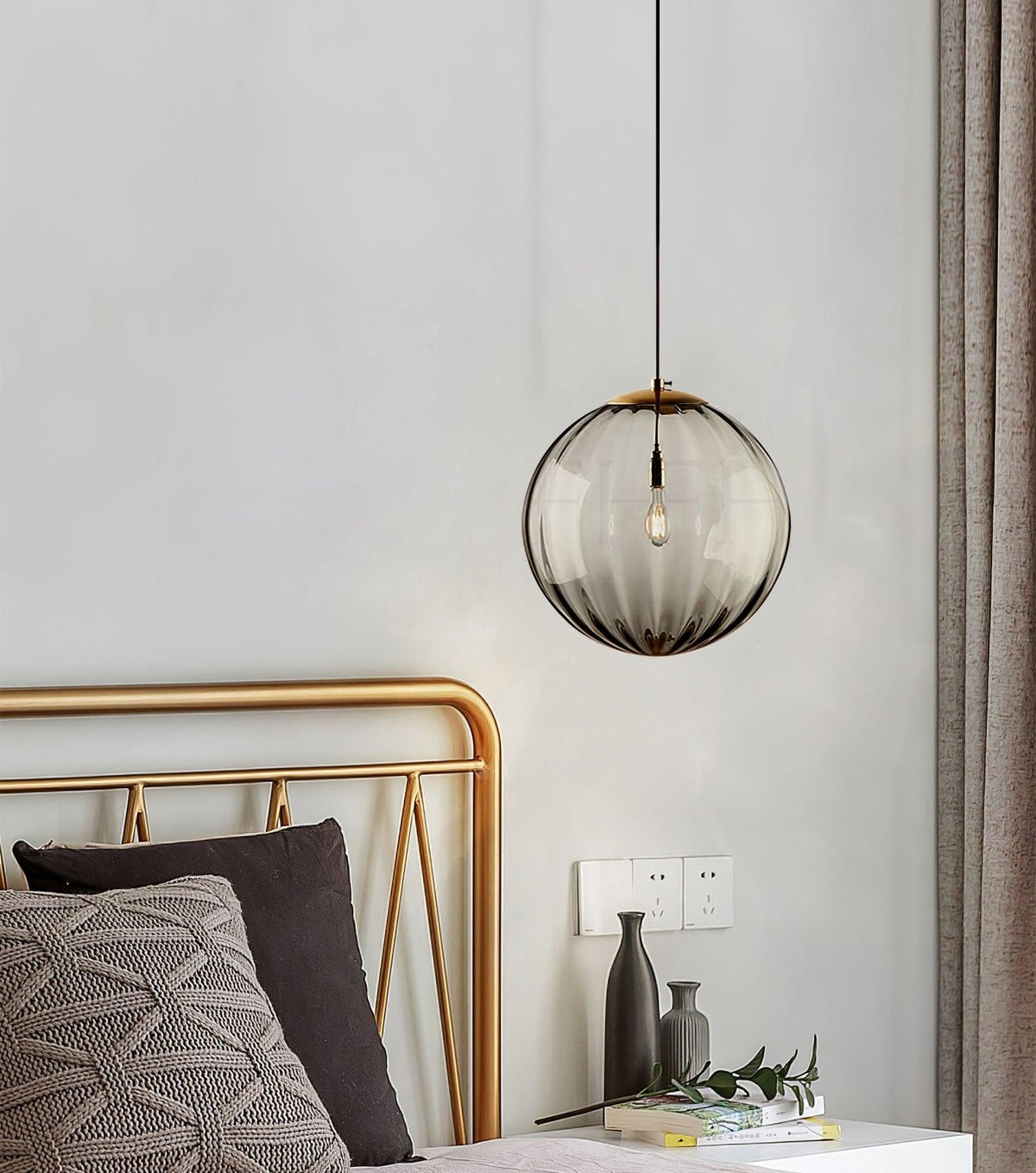 Helmisse Glass Pendant Light-Moonnatur