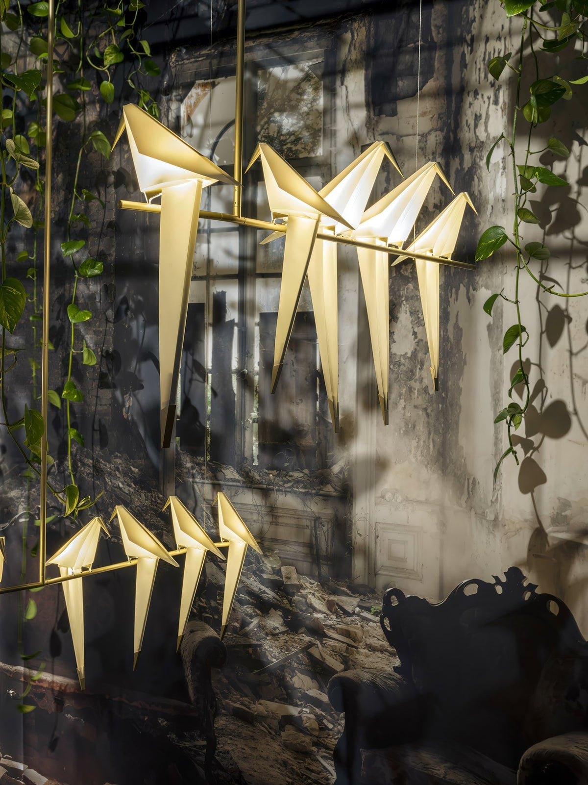 Pirenna Acrylic Chandelier-Moonnatur