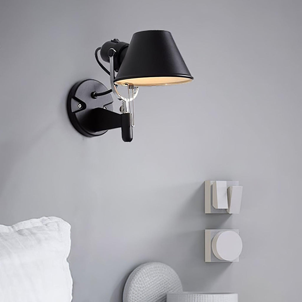 Xerenwyn Aluminium Wall Light-Moonnatur