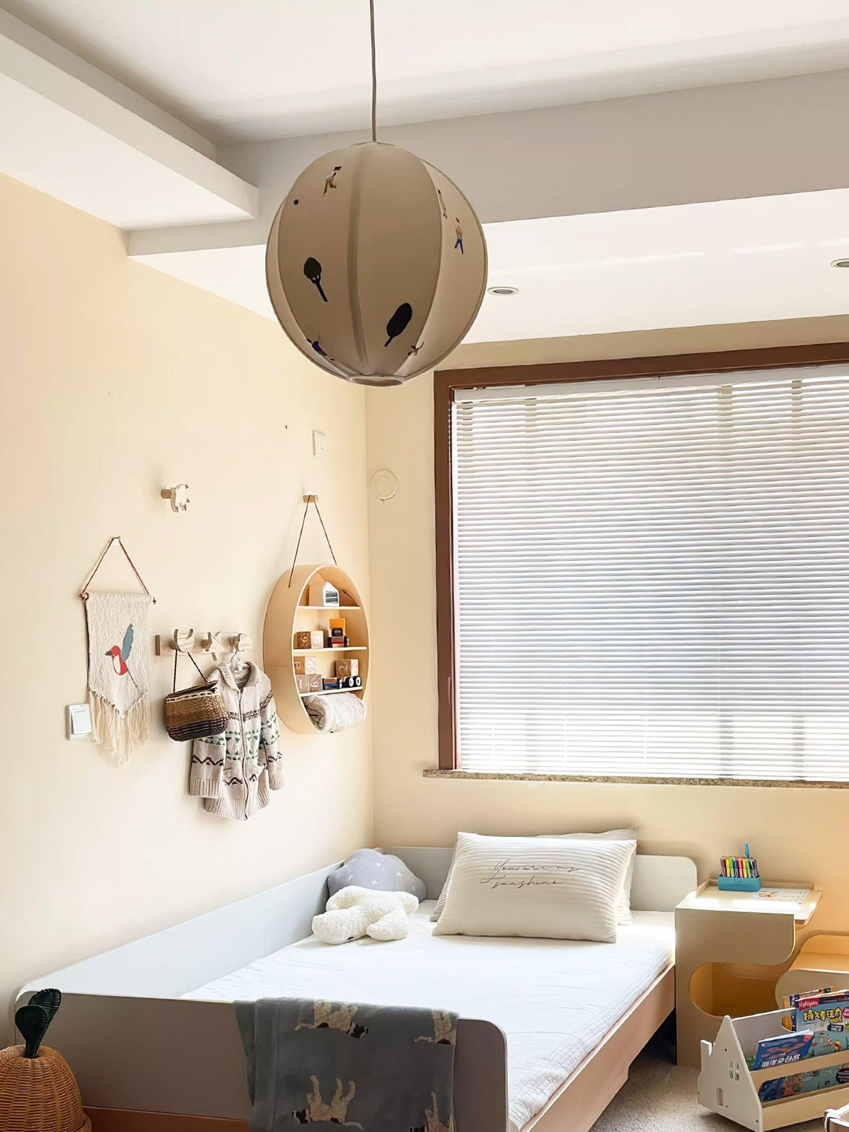Narenia Fabric Pendant Light-Moonnatur