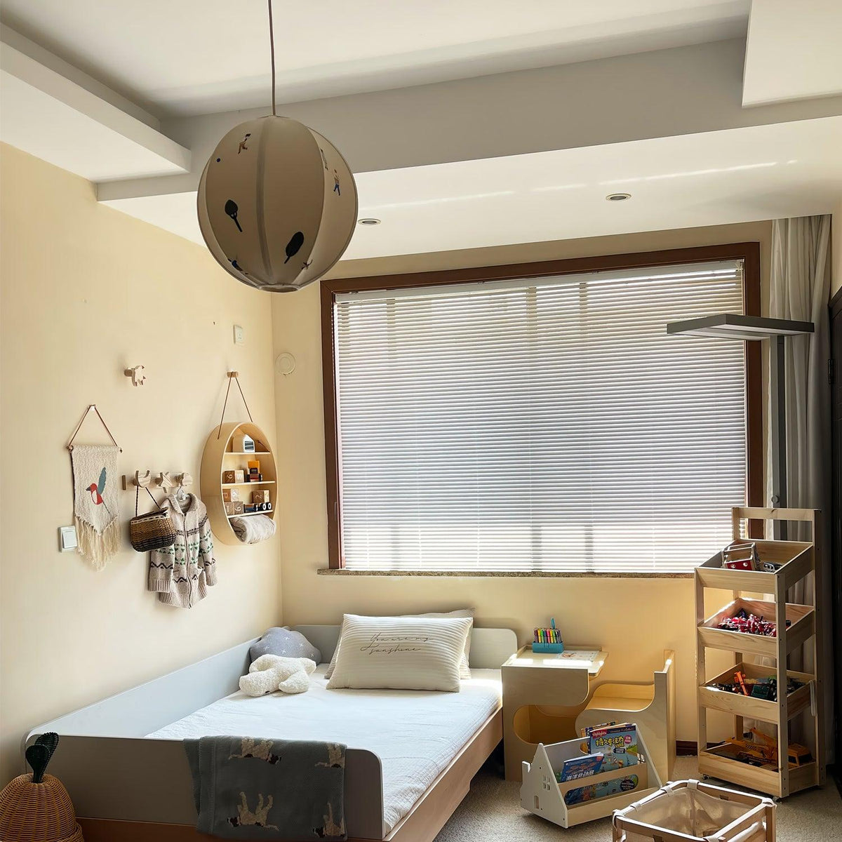 Narenia Fabric Pendant Light-Moonnatur
