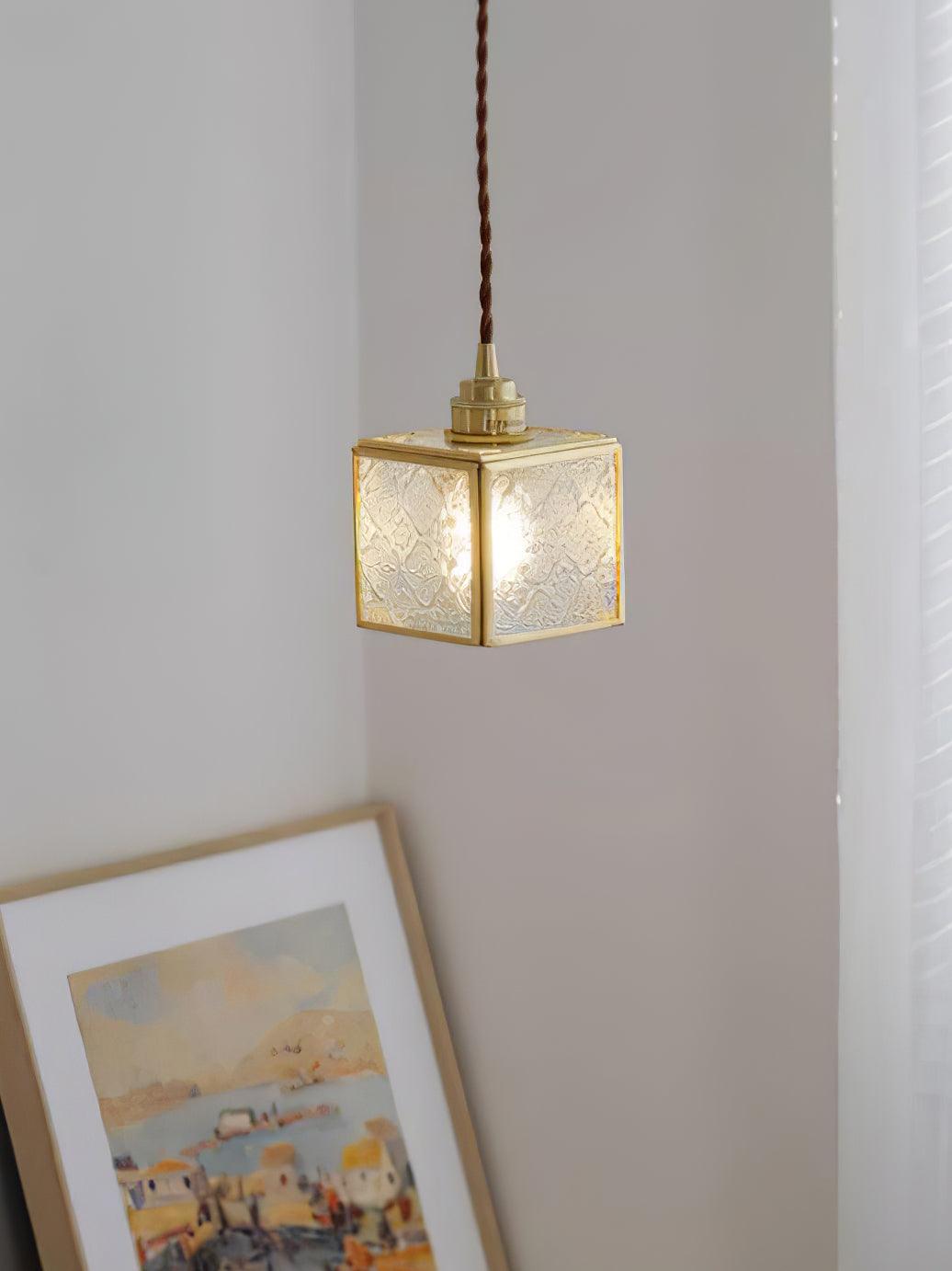 Qelise Glass Pendant Lamp-Moonnatur