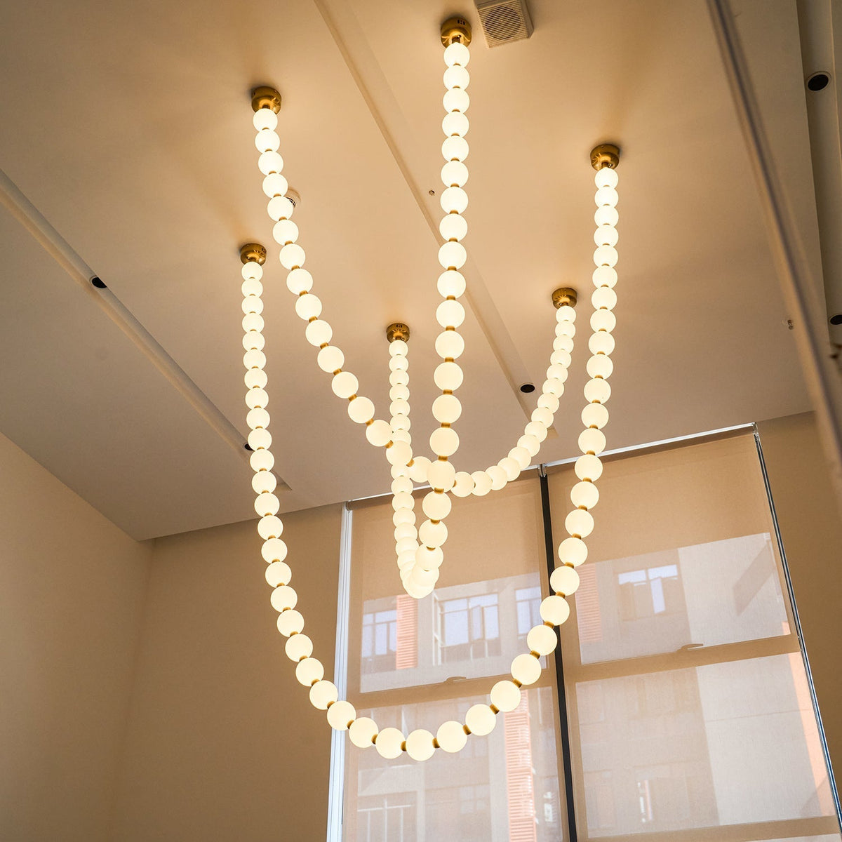 Zarenwyn Acrylic Chandelier-Moonnatur