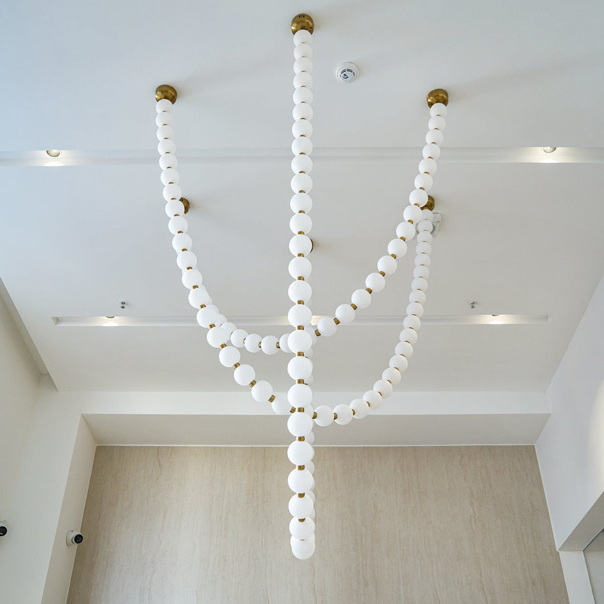 Zarenwyn Acrylic Chandelier-Moonnatur