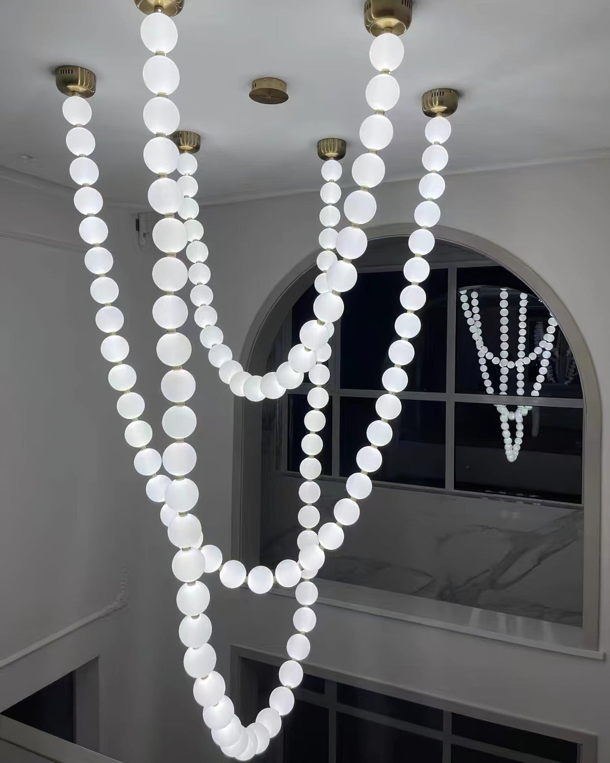 Zarenwyn Acrylic Chandelier-Moonnatur
