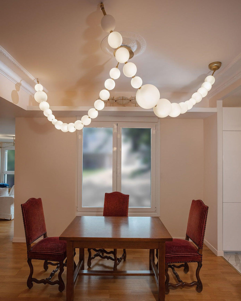 Zarenwyn Acrylic Chandelier-Moonnatur
