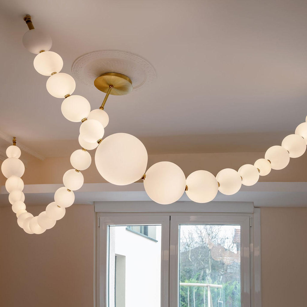 Zarenwyn Acrylic Chandelier-Moonnatur
