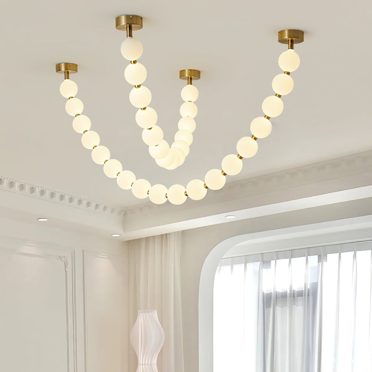 Zarenwyn Acrylic Chandelier-Moonnatur