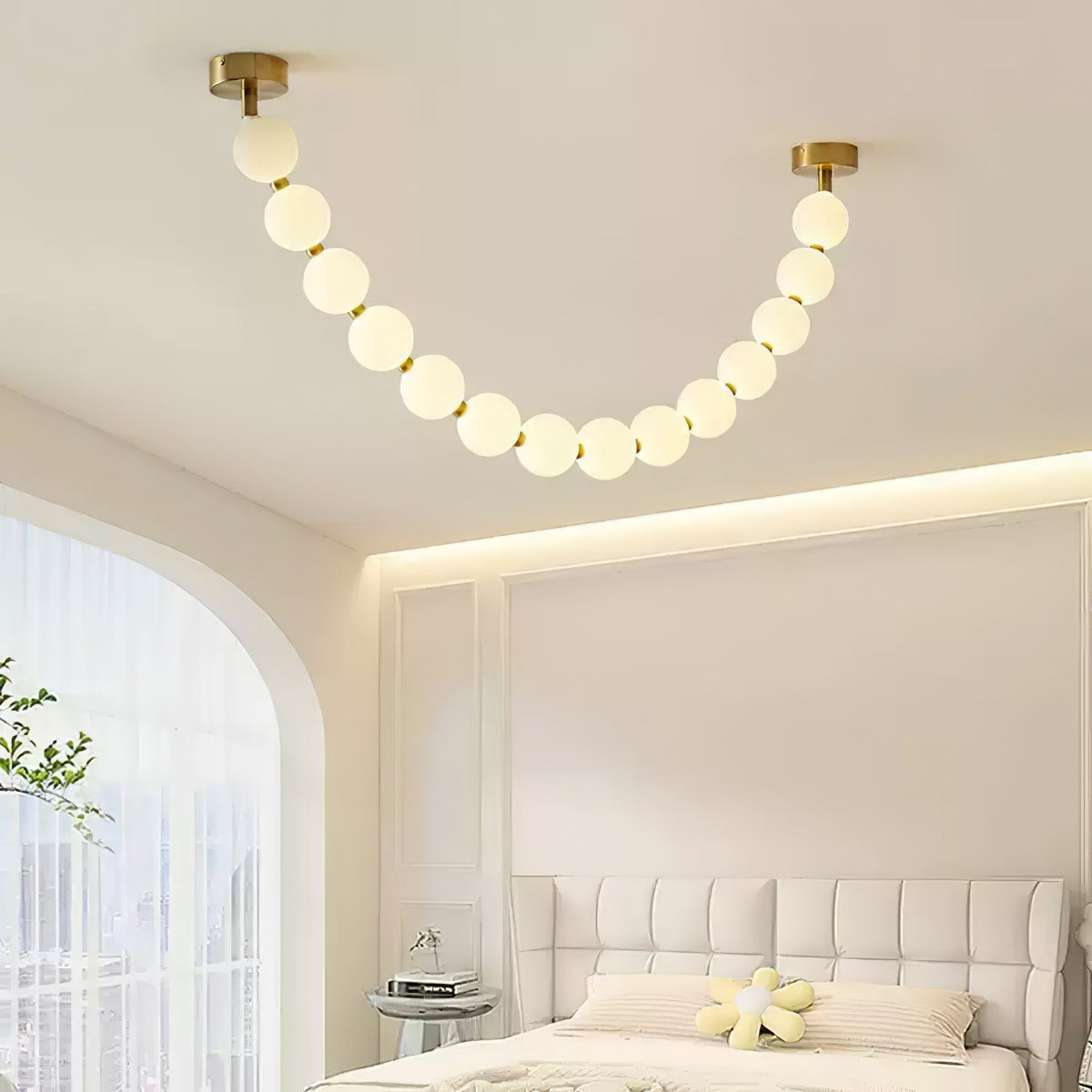 Zarenwyn Acrylic Chandelier-Moonnatur