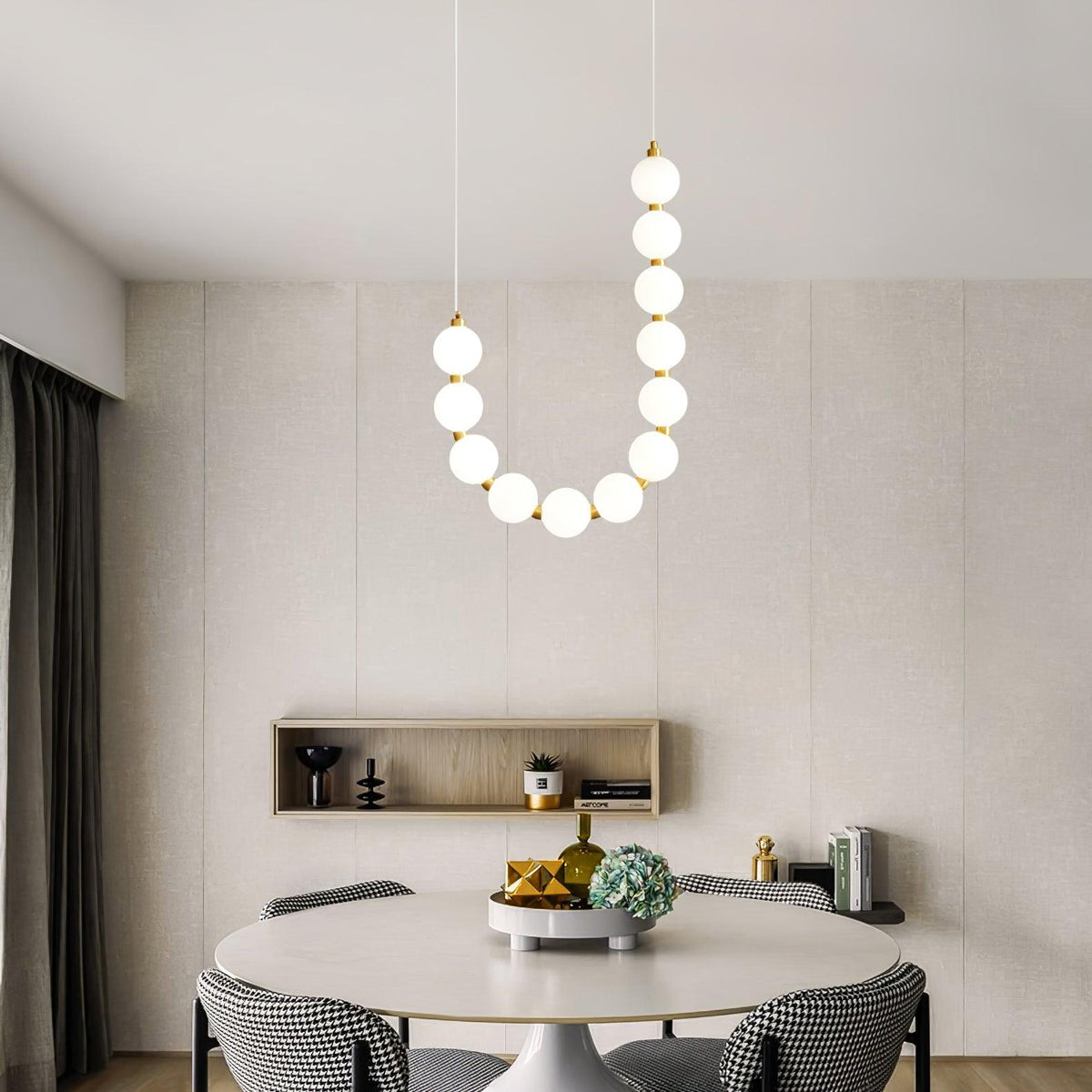 Qaline Acrylic Chandelier-Moonnatur