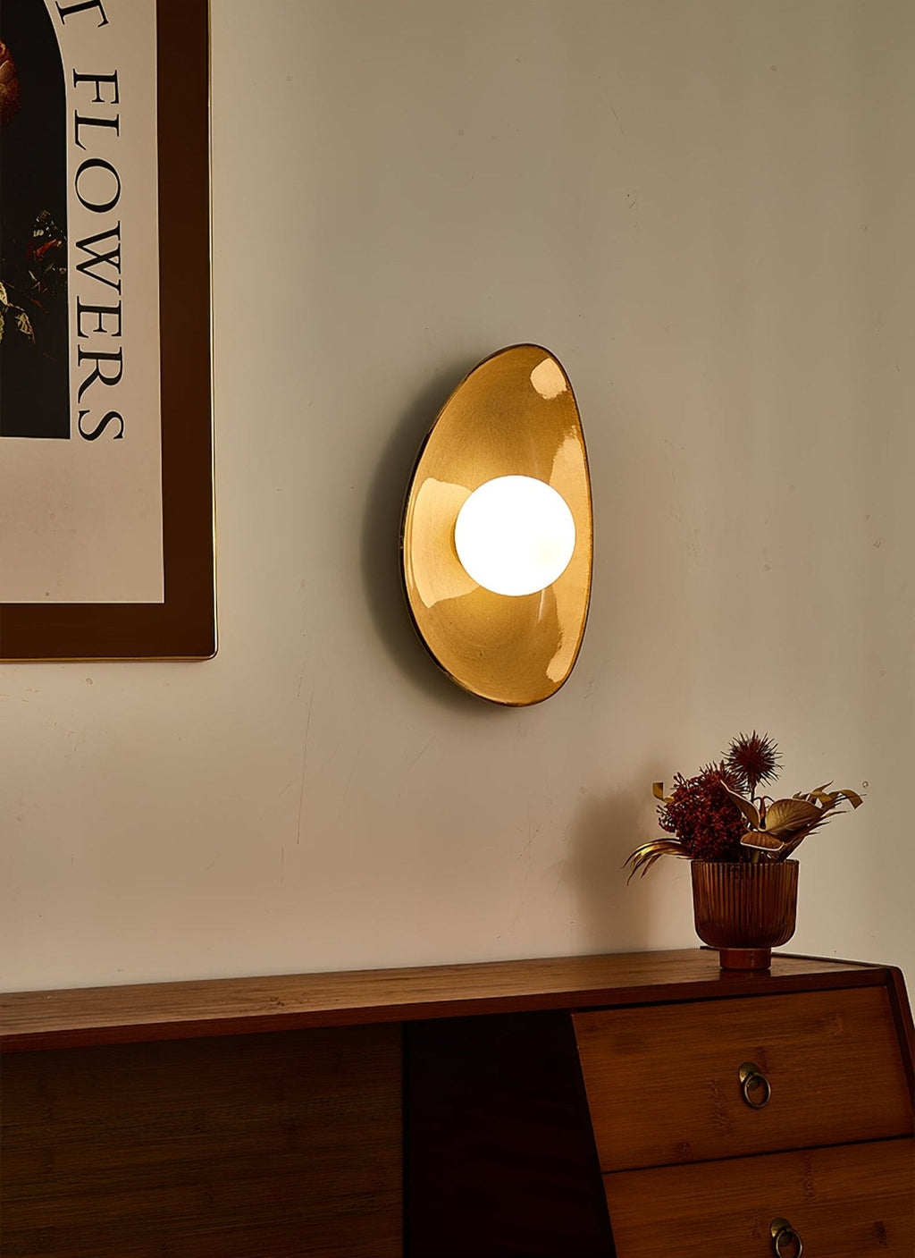 Berwinena Ceramic Wall Light-Moonnatur