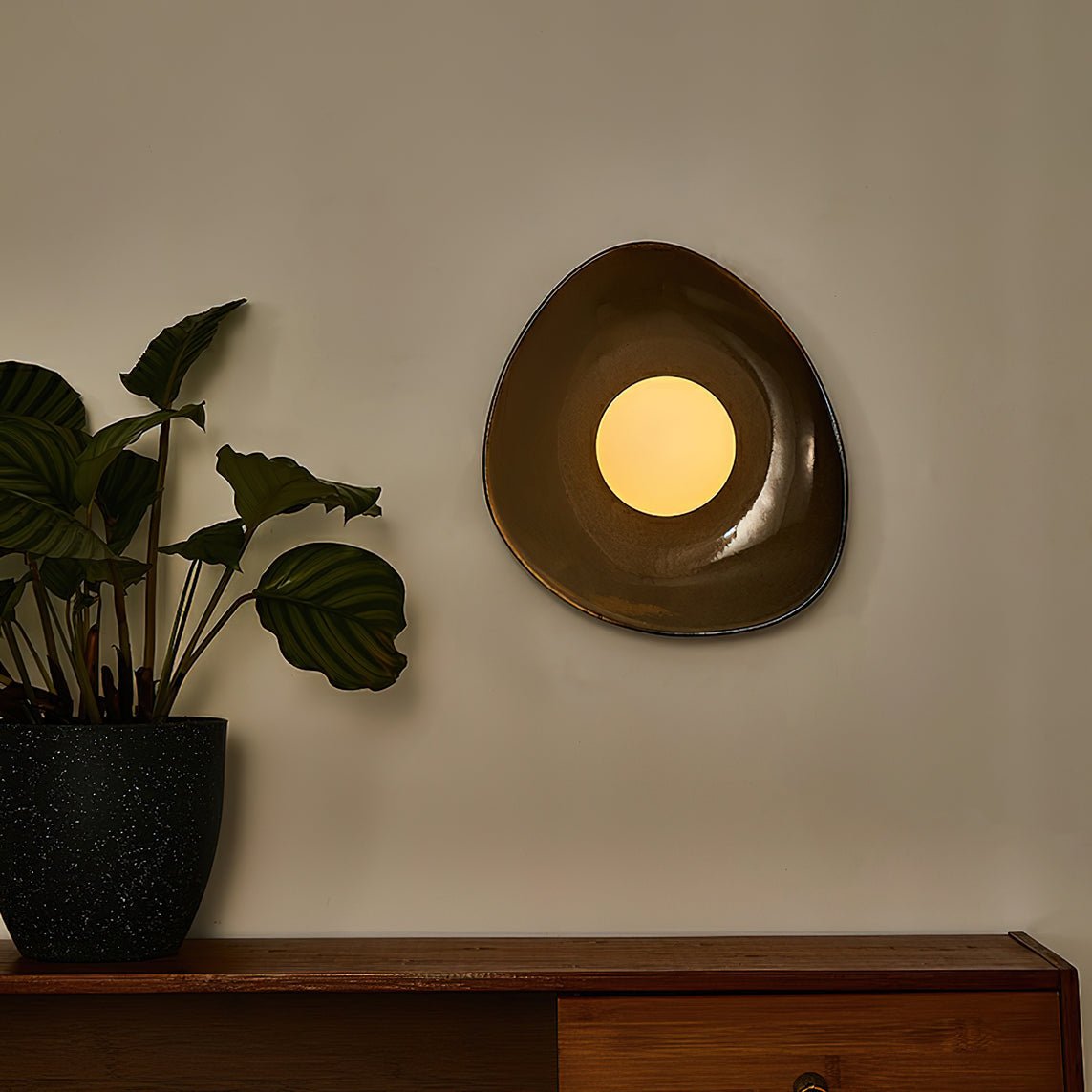 Berwinena Ceramic Wall Light-Moonnatur