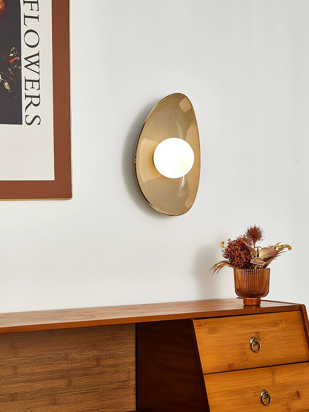 Berwinena Ceramic Wall Light-Moonnatur